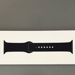 NWT Apple Space Black Sport Band